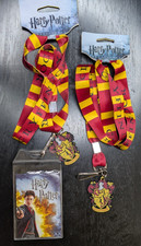 Harry Potter Gryffindor House Crest Keychain Lanyard ID Badge Holder - NEW