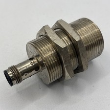 Omron E2B-M30KS15-M1-B1 Proximity Sensor 