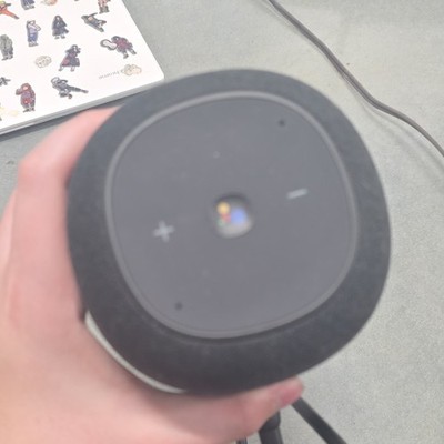 JBL Link 10 Smart Speaker Black Google Assistant Chromecast Bluetooth Wi-Fi
