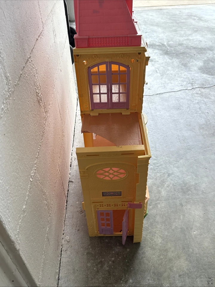 Vintage 2005 Fisher Price Loving Family Twin Time Grand Mansion Dollhouse Mattel - Image 4 of 4