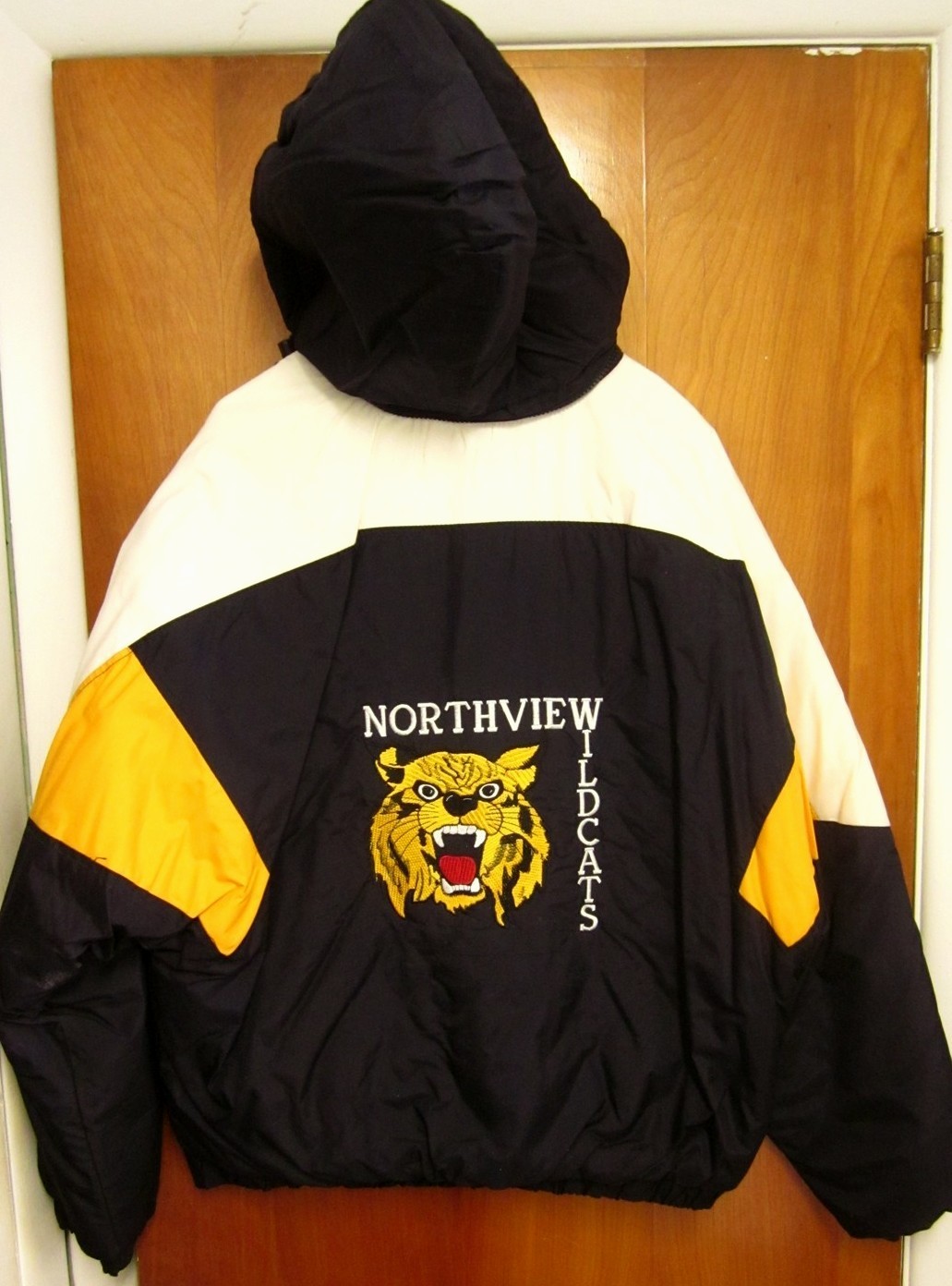 Picture 1 of 2