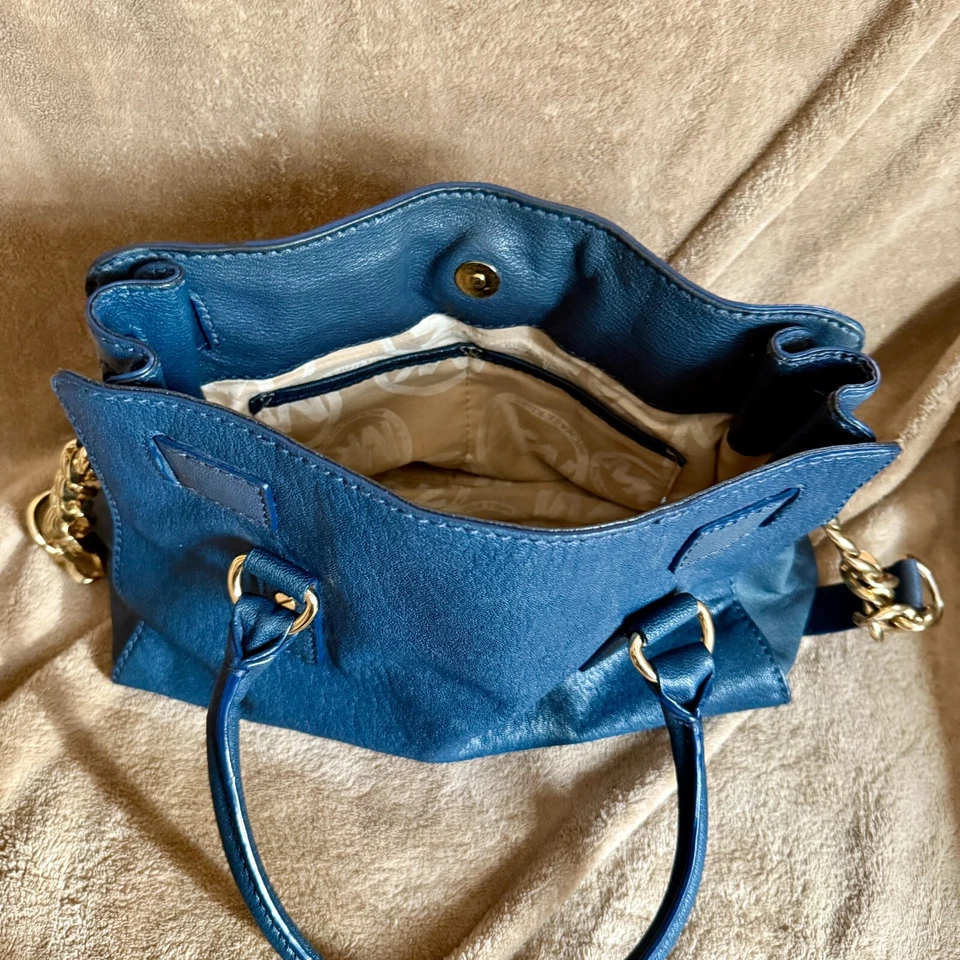 Bolso de mano Michael Kors Hamilton para mujer azul marino cuero saffiano candado cartera Foto 4 de 4