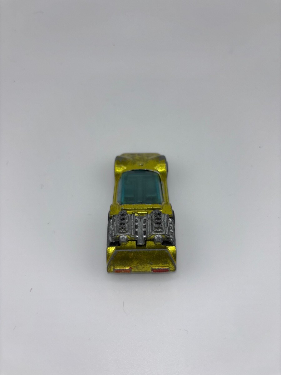 Hot Wheels Redline 1970 SIX SHOOTER Yellow, Blue Glass, Grey