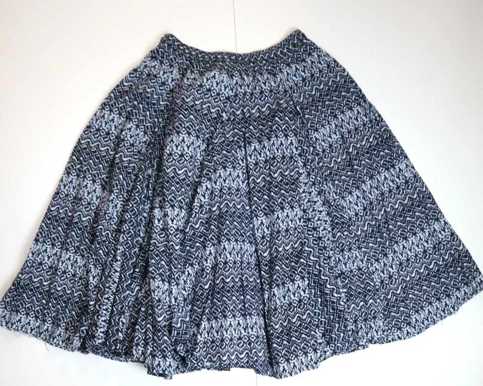 VITTADINI - SAIA CAMPONESA FEMININA ESTAMPA AZUL E BRANCA - TAMANHO P - BOÊMIA BOÊMIA - Imagem 3 de 3