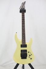 Chitarra elettrica YAMAHA RGX820J bianca 3,7 kg prodotto usato spedizione dal...