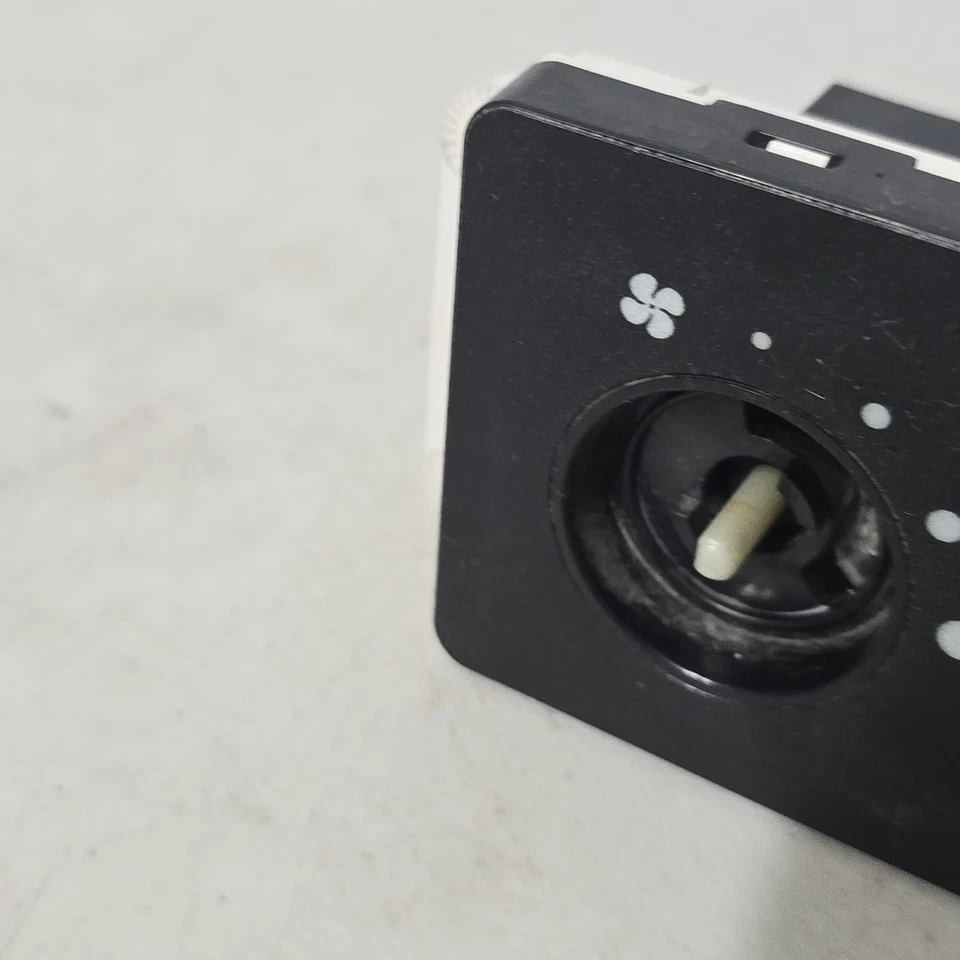 99-04 Ford F250 F350 Super Duty Control de clima manual OEM aire acondicionado Foto 3 de 4