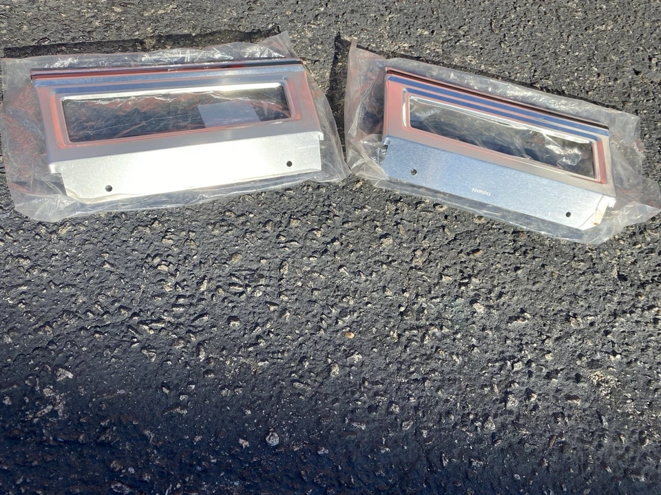 Juego de molduras de guardabarros Chevrolet Caprice 1980-1990 *NUEVO* Foto 2 de 3