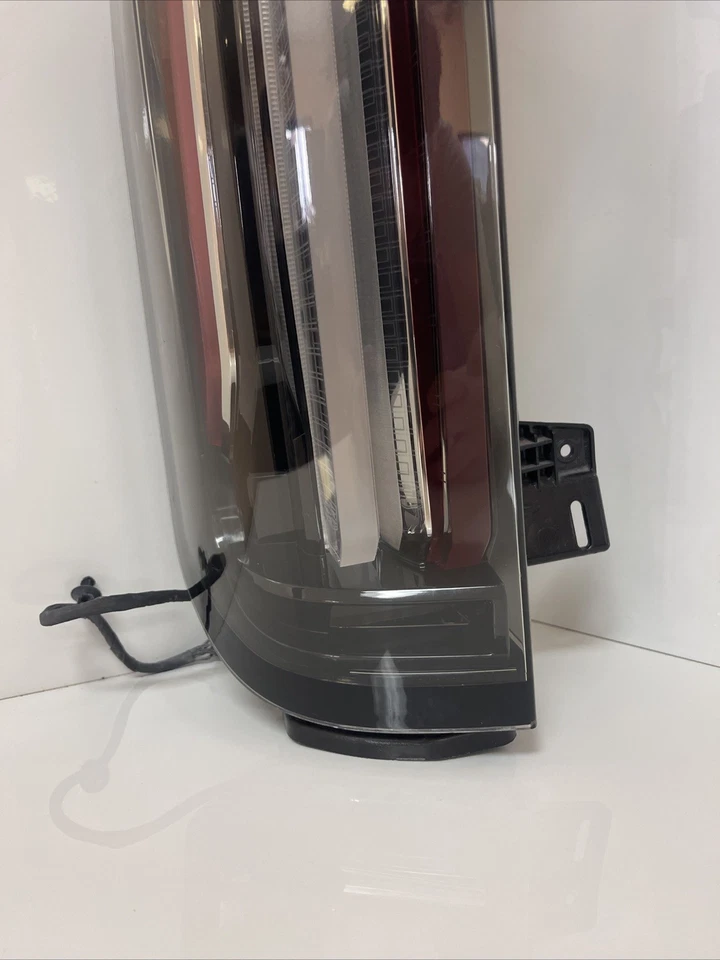 OEM Left Driver Side LED Tail Lamp 2021-2024 Cadillac Escalade ESV 87866702 - Image 4 of 4