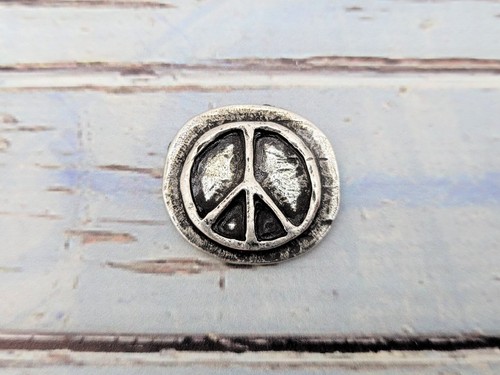 Lead Free Pewter Peace Pocket Stone: Meditation Prayer Aid - 第 1/5 張圖片