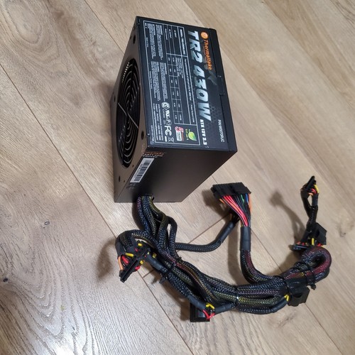 4 Stück Thermaltake TR2-430NL2NC W0070RUC 430W Netzteil (4+4)pin 12V 6Pin PC-E - Bild 2 von 3