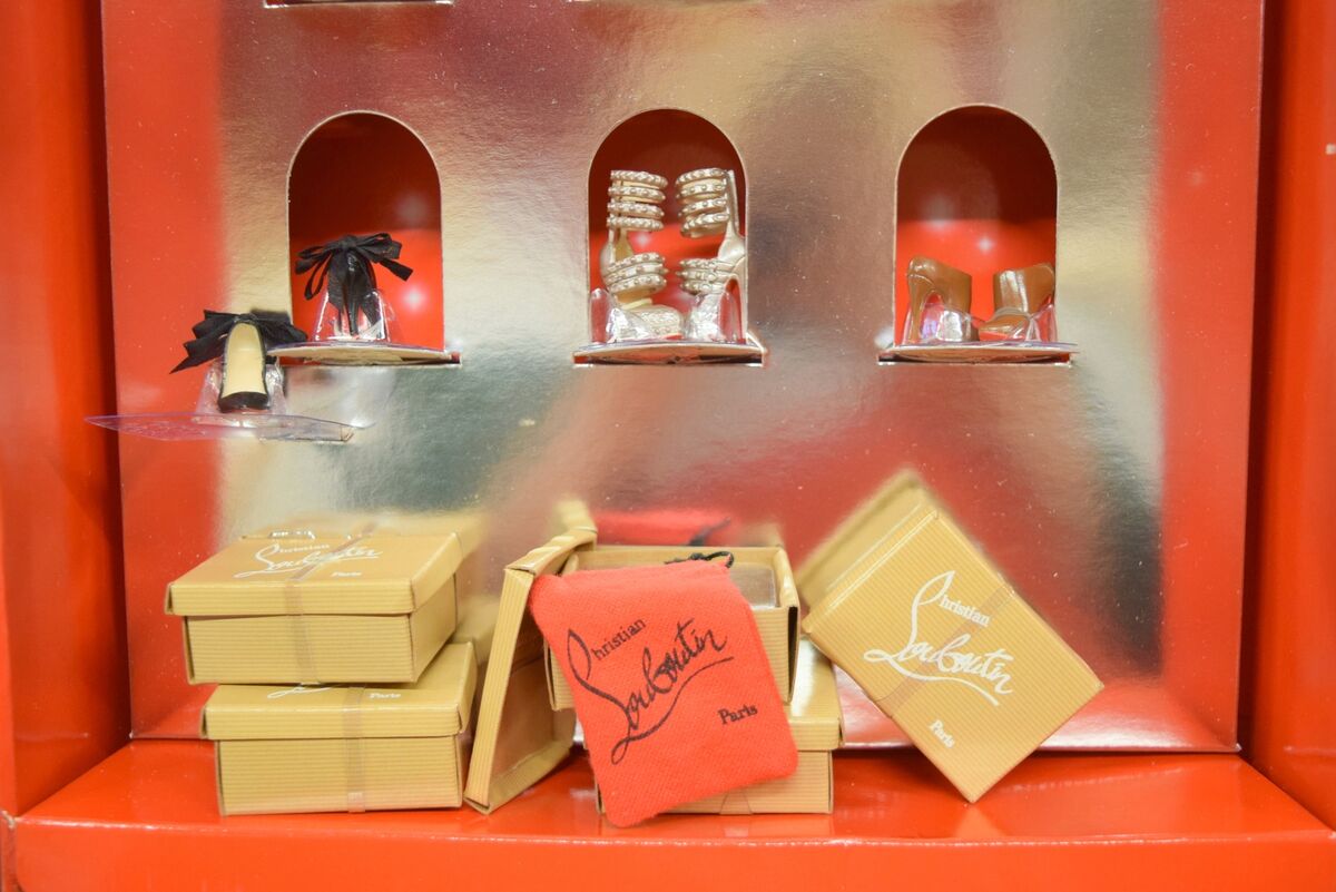 Mattel Barbie Collector Christian Louboutin Barbie Shoe Mattel Barbie Collector Christian Louboutin Barbie Shoe