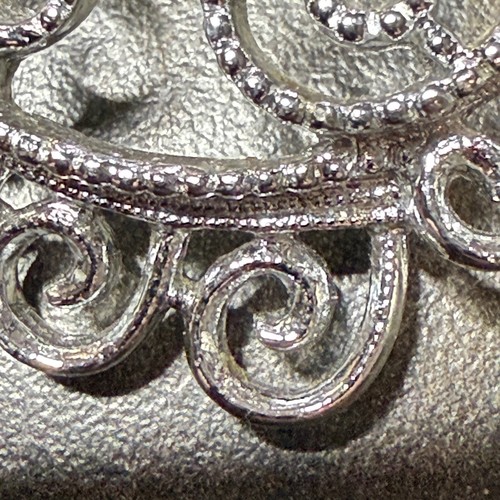 Vintage Sarah Coventry Silver Brooch Pin Round Swirl Design Jewelry Accessory - Picture 2 of 4