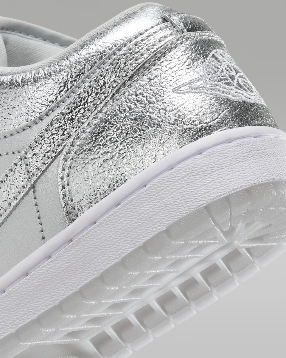 NEW] Women's Air Jordan 1 Low SE Shoes Silver FN5030-001 | eBay