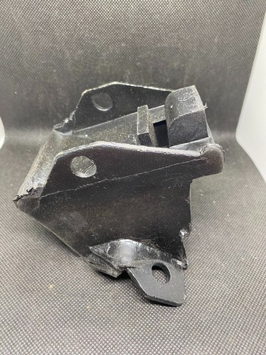 Engine Mount Front-Left/Right Anchor 2328---C11 - Picture 2 of 7