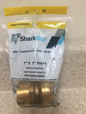SharkBite Push to Connect 1 in. PTC each X 1 in. D FPT Brass Connector