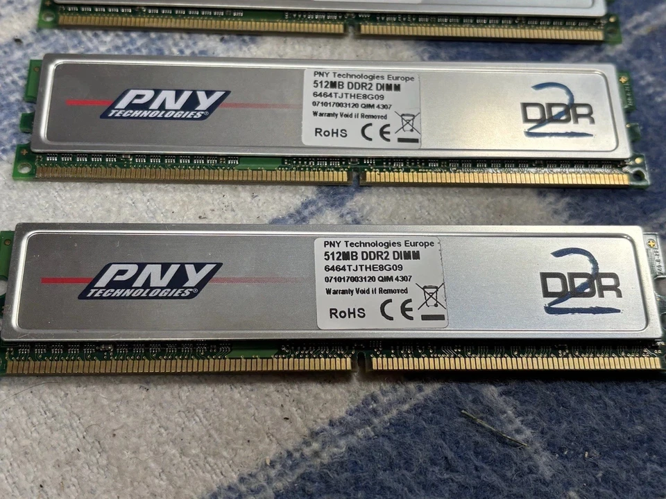 PNY 2GB DDR2 DIMM RAM & Crucial 4GB DDR3 RAM Job Lot - Image 3 of 4