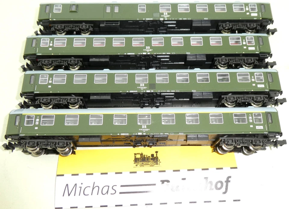 4x DR Y D-Zug Personenwagen Minitrix N 1:160 #6 Li2 å