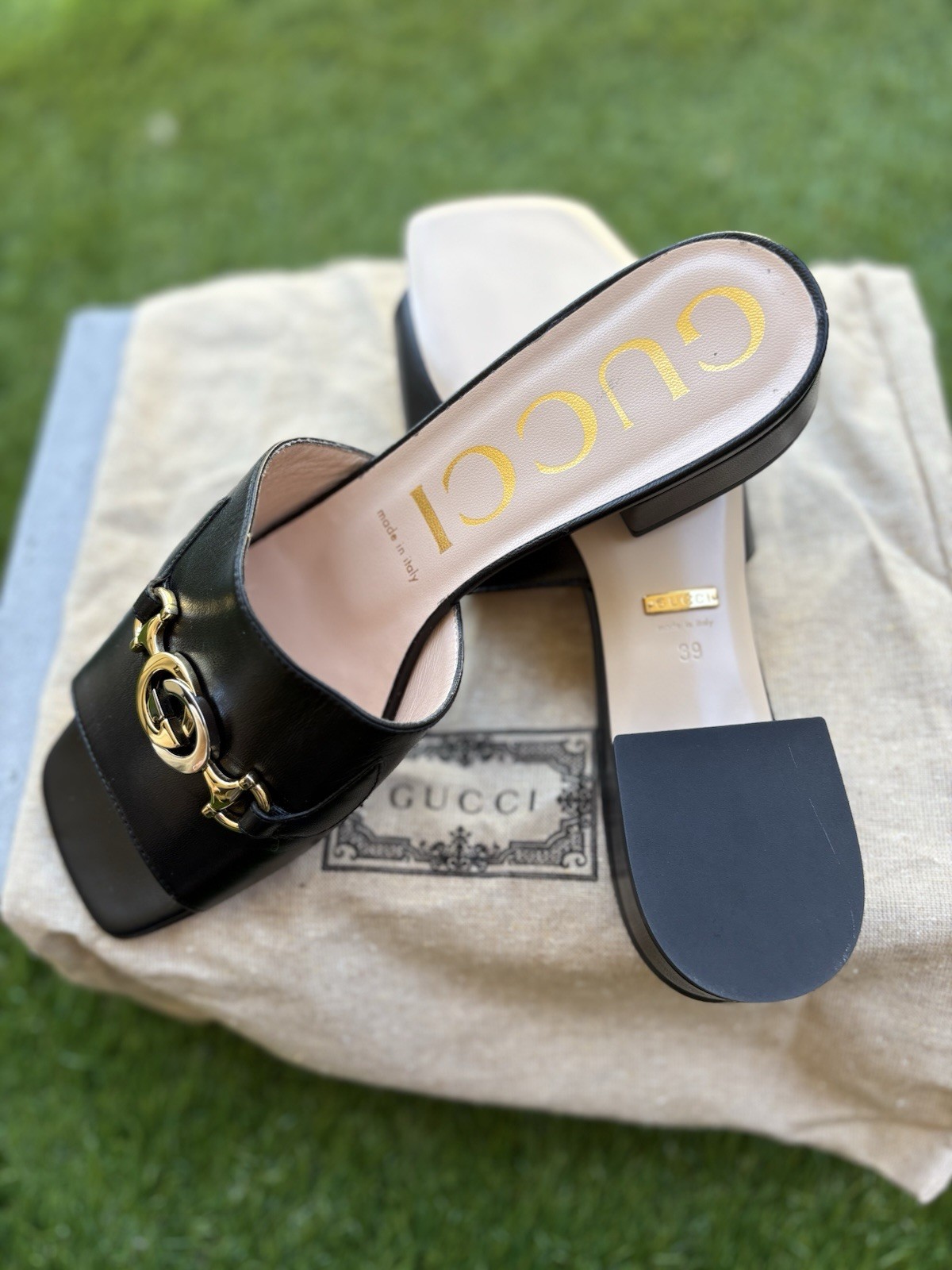 Gucci Zumi Black Leather Slide Sandals Size 39