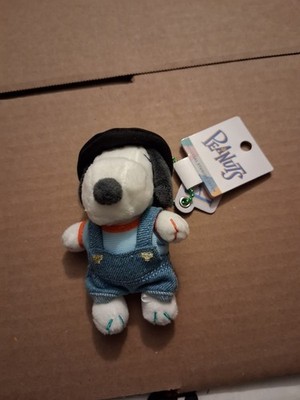 MN170 UNIVERSAL STUDIOS JAPAN USJ Peanuts Snoopy Plush Key Chain