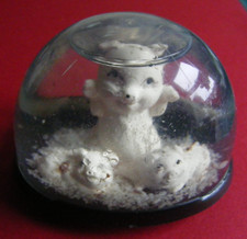 Vintage Pig & Piglets Snow Globe Made In Hong Kong
