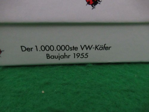 MINICHAMPS 1955 VW KAFER - MILLIONTH MODEL GOLD SCALE 1:43 - Picture 7 of 9
