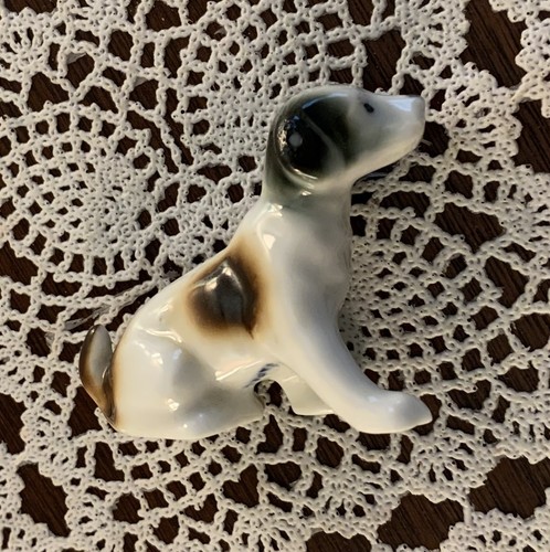 Vintage Beagle Puppy Dog Figurine Porcelain Japan  2 Inch White Black Brown READ