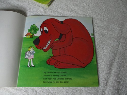 LOT OF 4 CLIFFORD THE BIG RED DOG KIDS BOOKS BY NORMAN BRIDWELL1974 84 85 - Picture 14 of 21