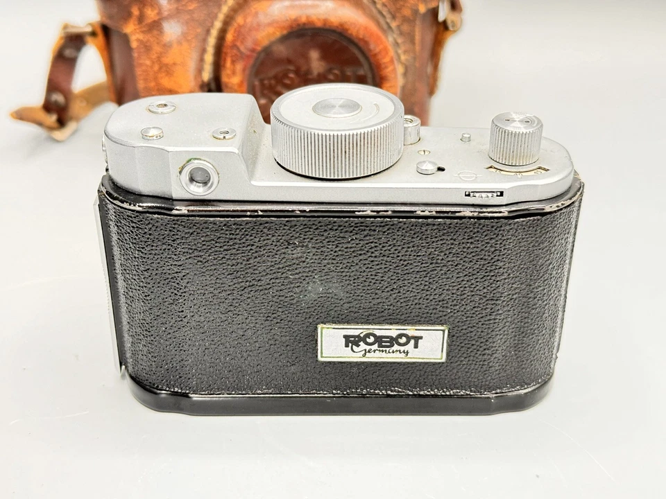 Robot II mit Schneider-Kreuznach Radionar 1:3.5/37,5 #87496-84 - Bild 4 von 4