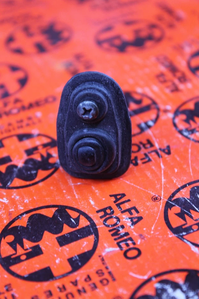 Interruptor de luz de puerta Alfa Romeo Spider OEM 86-94 Foto 4 de 4