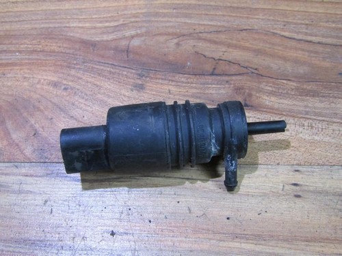 Waschwasserpumpe, Scheibenreinigung  Volkswagen Passat DE127555-11