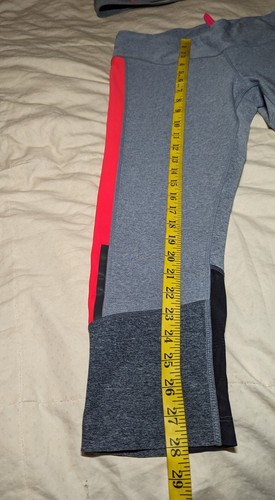 MPG 2 Piece Sports Bra Capri ATHLETIC Pants Leggings Workout Pink Grey Sz Large - Picture 7 of 13