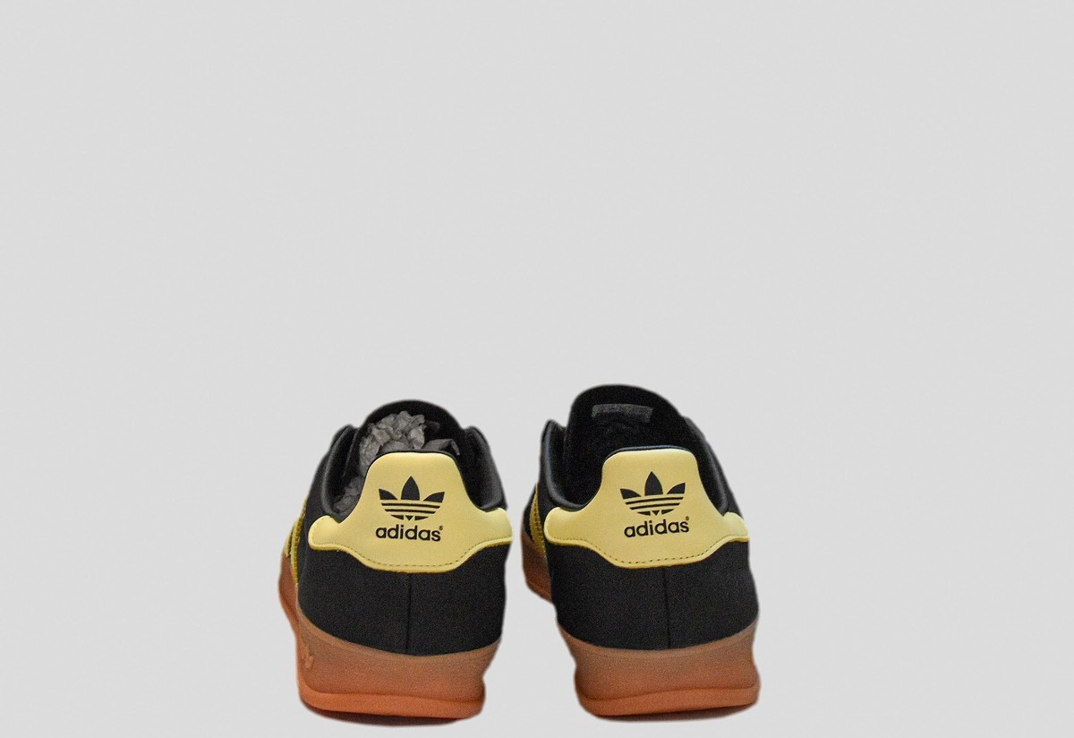 adidas Gazelle ブラック 25 YEARS The All Blacks x adidas Gazelle 25th Anniversary Releases