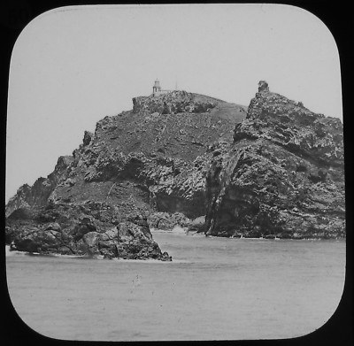 Glas Zauber Laterne Dia FORA ROCKS & LIGHTHOUSE um 1890 altes Foto Madeira