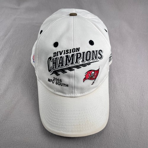 Cappello Tampa Bay Buccaneers Uomo Regolabile Bianco Divisione Champs NFL - Foto 8 di 13
