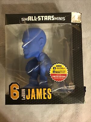 2022 NBA SmALL-STARS Minis LEBROM JAMES Blue CHASE Action Figure