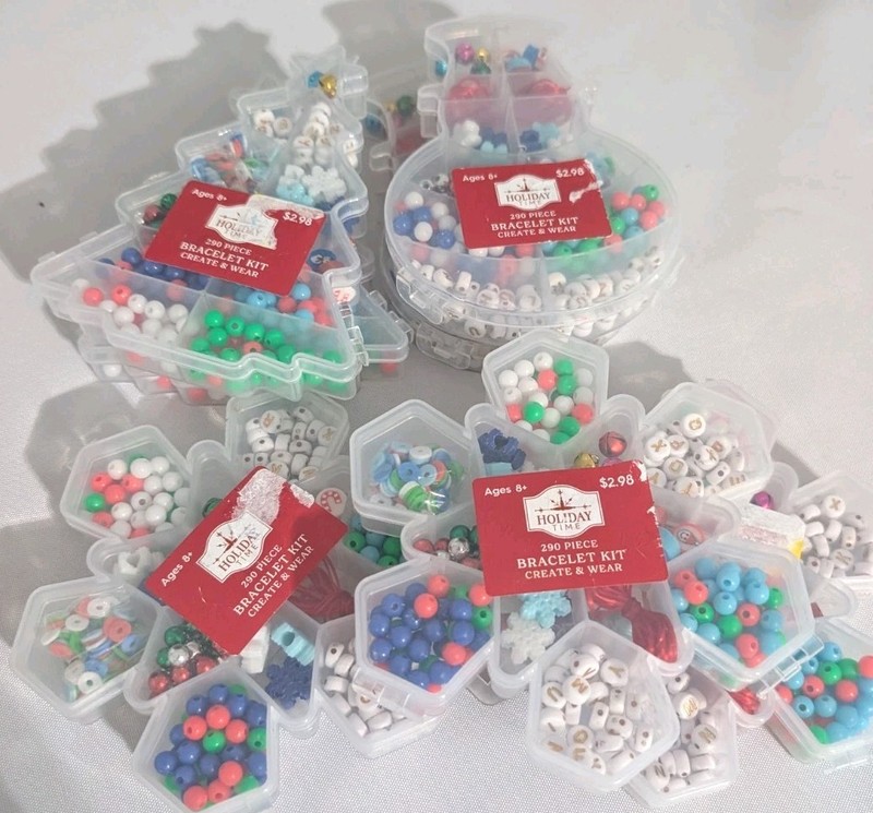 Holiday Time Create & Wear 290 Piece Bracelet Bead Jewelry Making Kit
