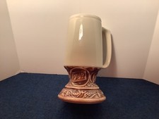 Schlitz 1960s Pedestal Style Tankard White/Brown
