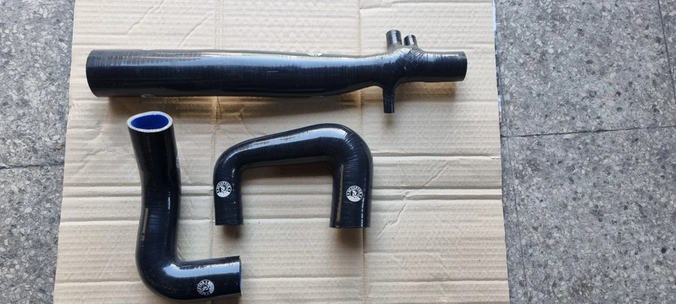 tubi  silicone smart fortwo  600 700 brabus roadster 450 452  aspirazione turbo  - Immagine 4 di 4