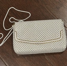 Vintage White Metal Mesh Crossbody Shoulder Bag Hong Kong Gold Trim 7x5in
