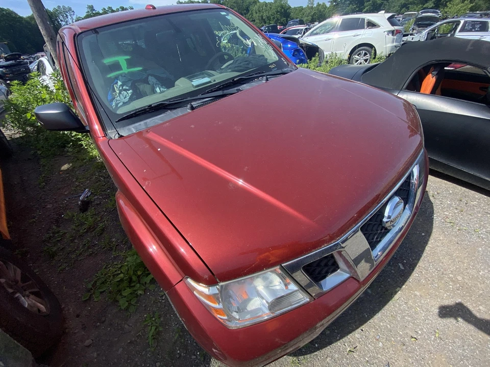 Used Hood fits: 2016 Nissan Frontier  Grade A Foto 2 de 4