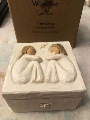 Vintage Willow Tree Friendship Trinket  Box   2003 Susan Lordi Forever Friends