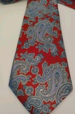 Classic Collection Van Heusen Red Blue Paisley Polyester Made In USA 54” X 3.5”