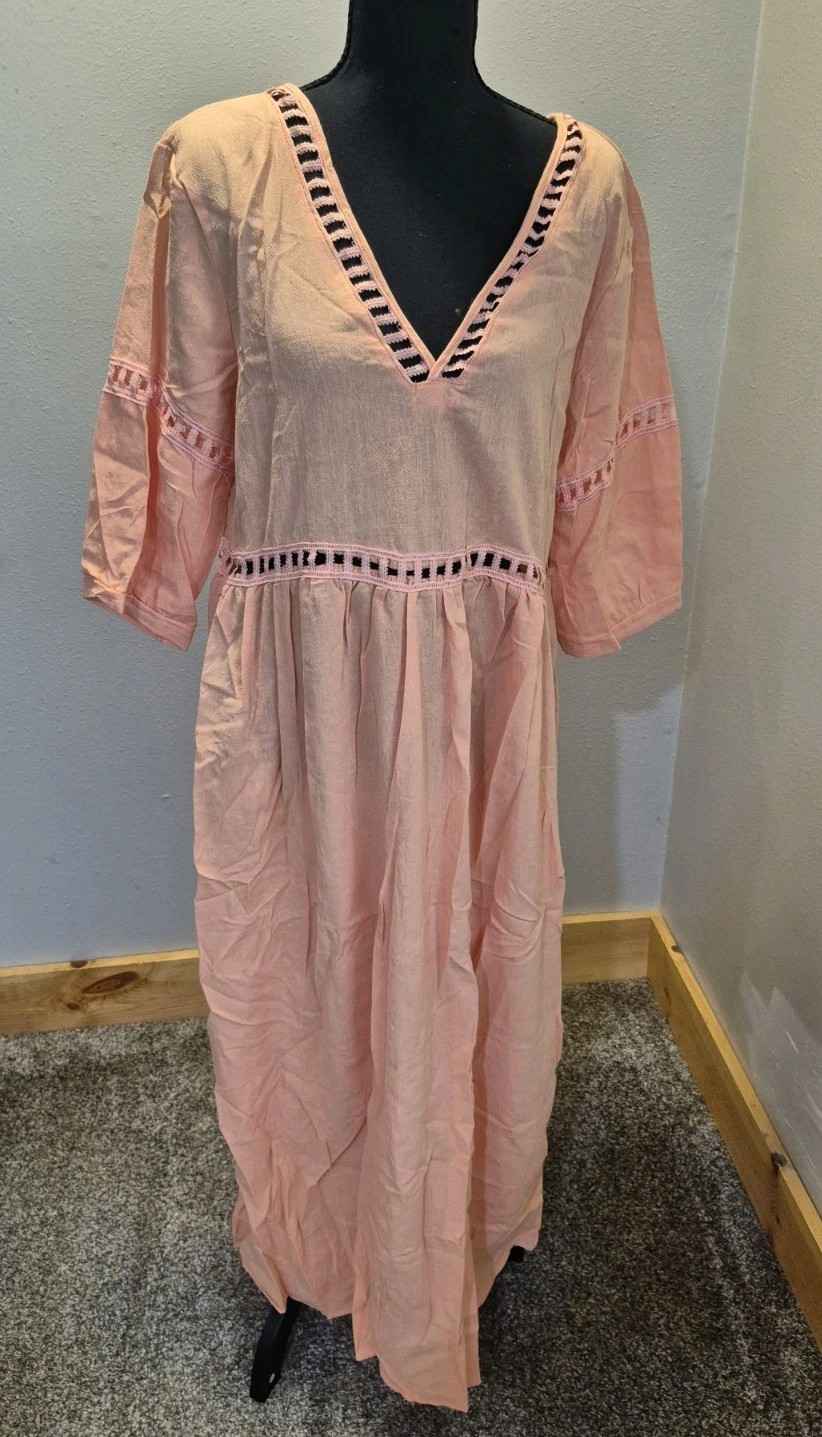 Women's M Peach Boho Maxi Dress V Neck 3/4 Sleeve Lattice Trim NWOT