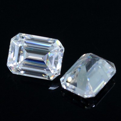 Natural 3.20 Ct Excellent Cut 8x6 MM Emerald Pair DE Color VVS1 White Diamond