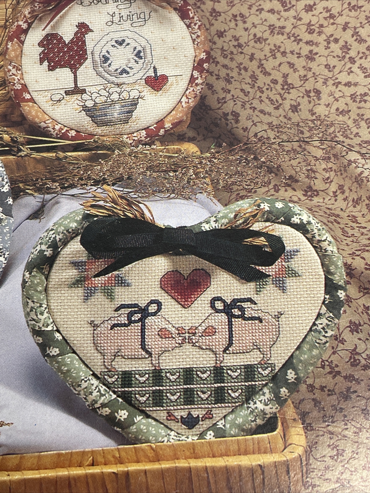 J & P Coats Cozy Country Cross Stitch Pattern