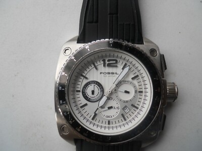 Fossil chronograph men's black rubber band,quartz battery
