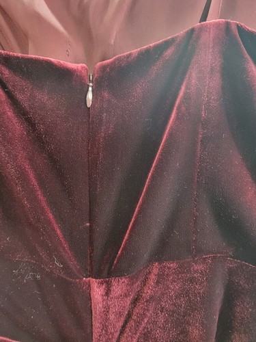 Xscape Petite Velvet Bustier Sleeveless Side-Slit Gown Women's 6P Burgundy - Picture 12 of 16