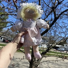 VINTAGE EDEN CLOTH MUSICAL WIND UP DOLL BLONDE BLUE EYES PINK ROSE PRINT DRESS