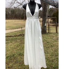 Lulus White Satin Plunge Neck Halter Maxi Dress XS Wedding Sexy Angelcore Fairy