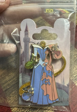 Disney Disneyland Paris Sleeping Beauty Aurora Collectible Glitter Enamel Pin